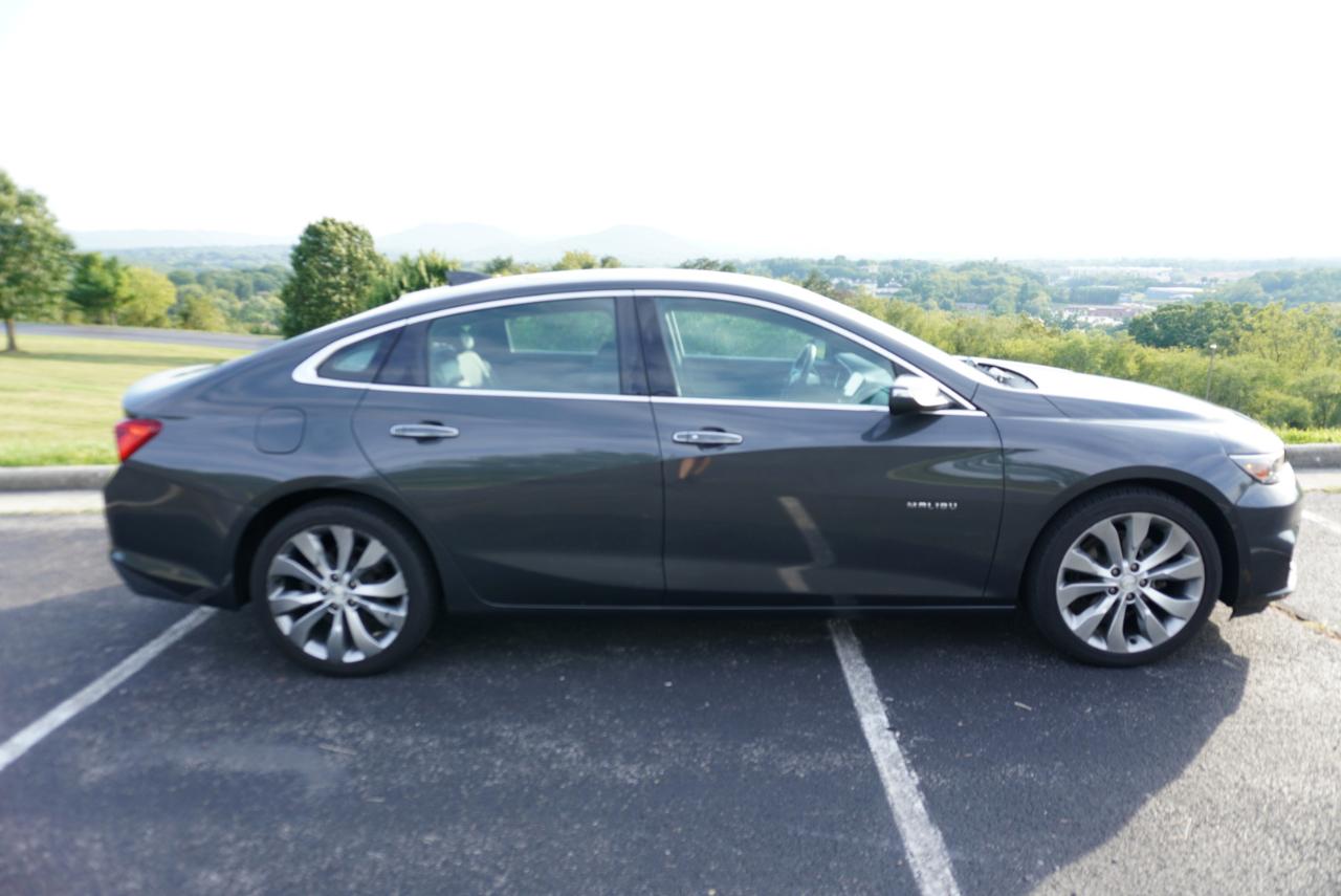 Chevrolet Malibu 4dr Sdn Premier w/2LZ 2017