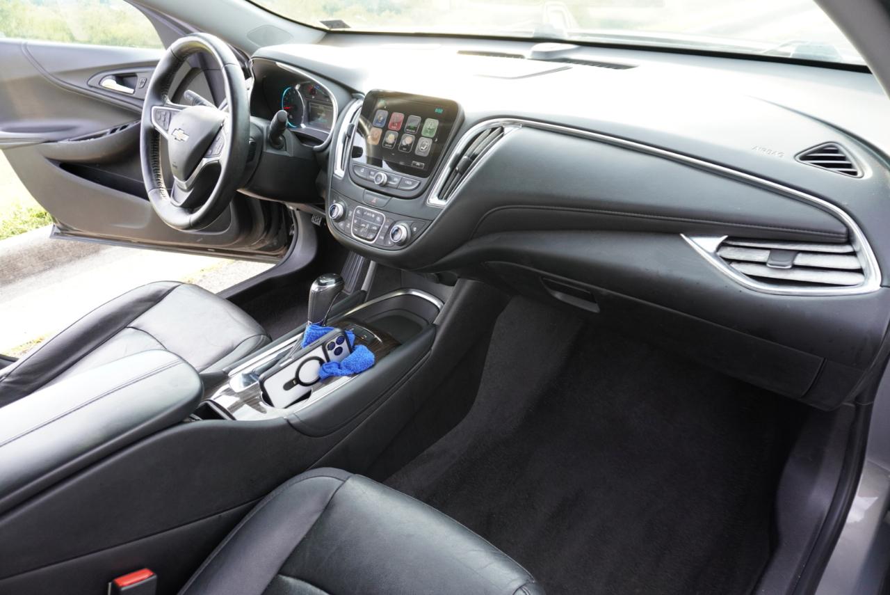 Chevrolet Malibu 4dr Sdn Premier w/2LZ 2017