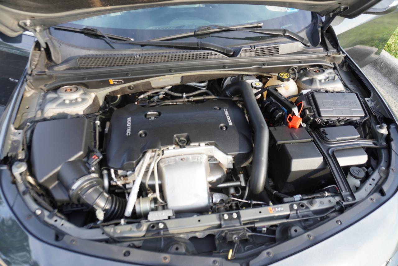 Chevrolet Malibu 4dr Sdn Premier w/2LZ 2017