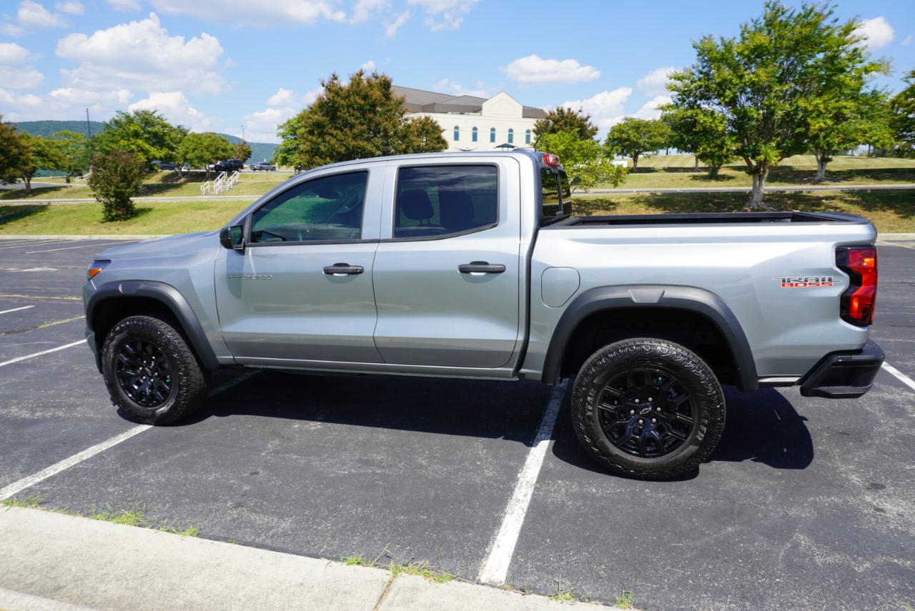 Chevrolet Colorado 4WD Crew Cab Trail Boss 2024