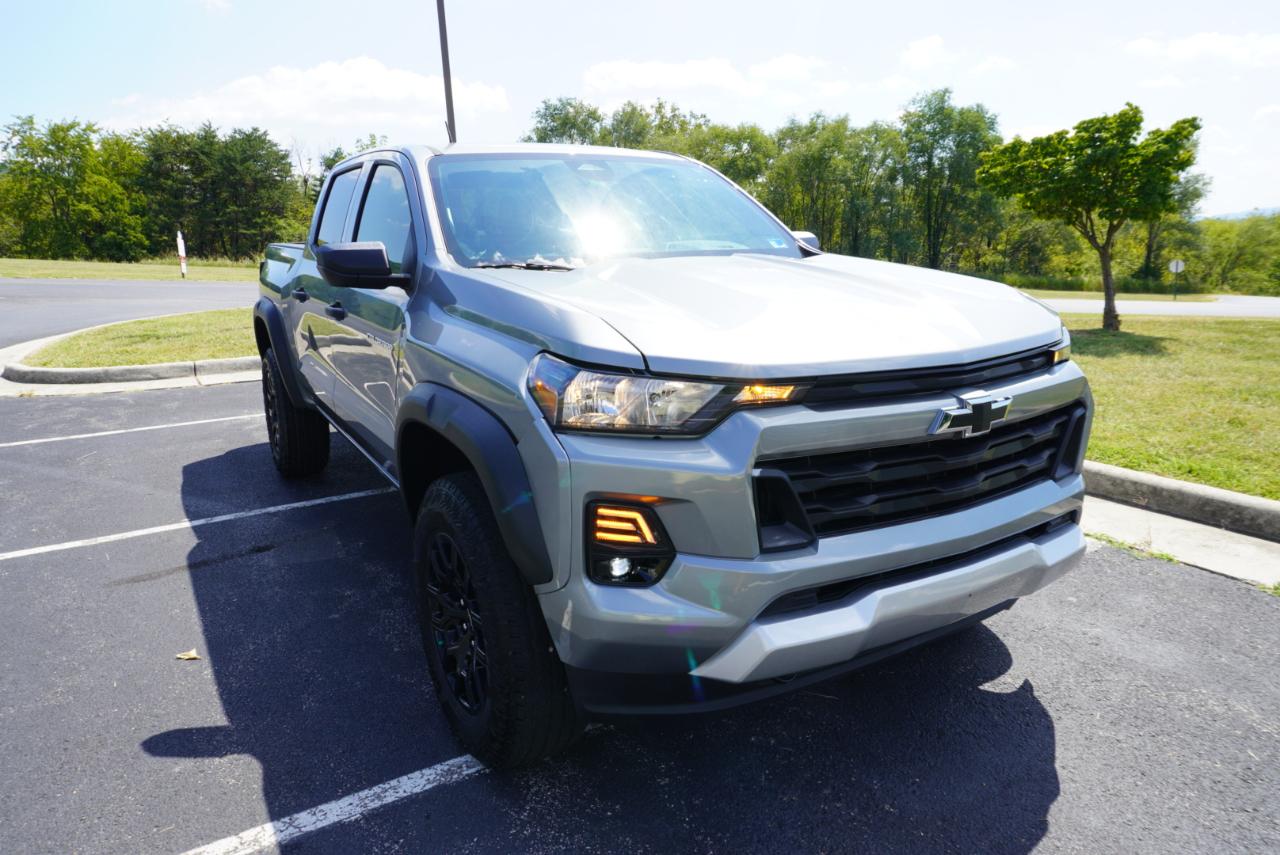 Chevrolet Colorado 4WD Crew Cab Trail Boss 2024