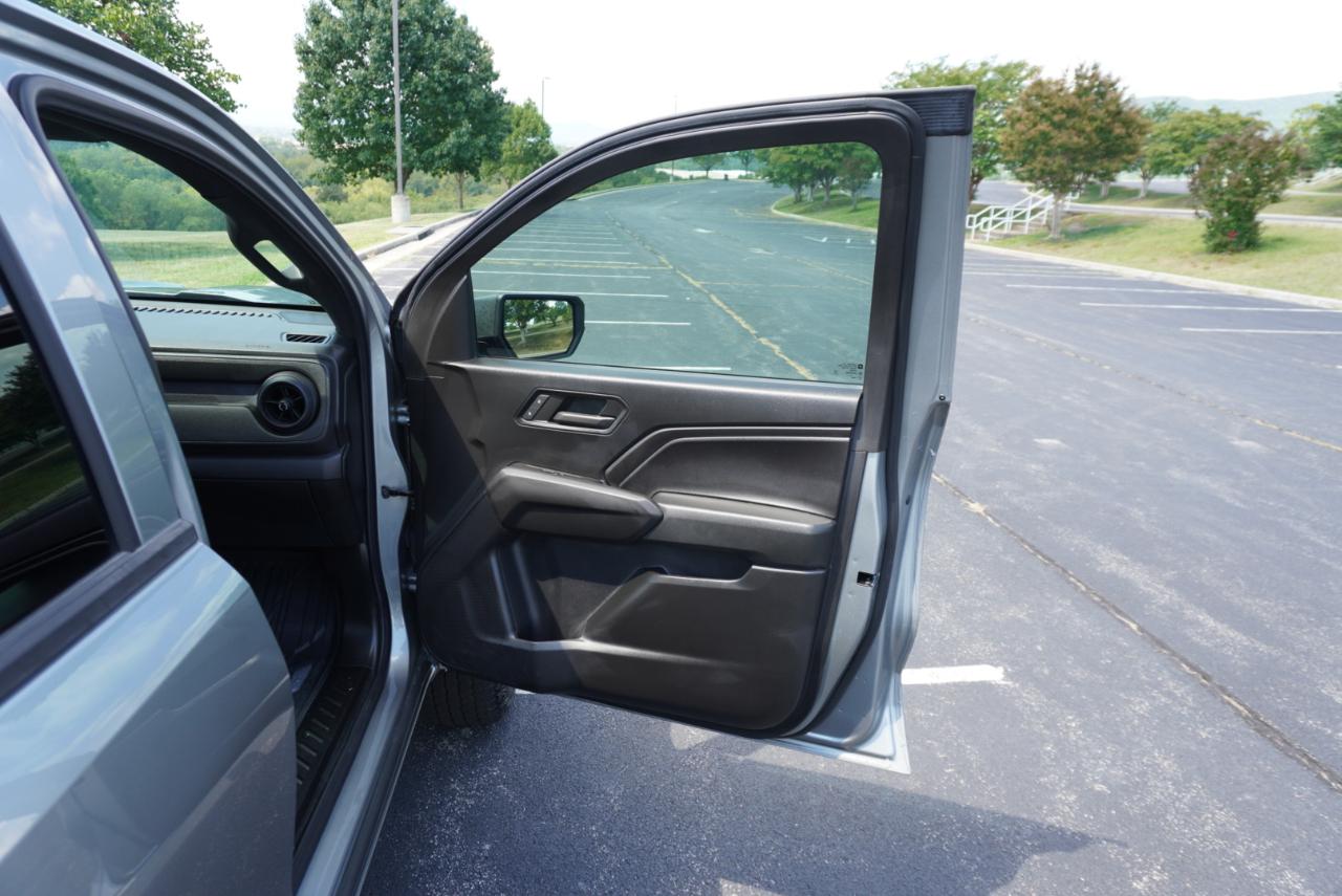 Chevrolet Colorado 4WD Crew Cab Trail Boss 2024