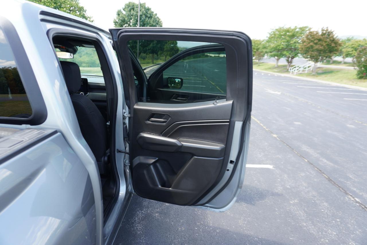Chevrolet Colorado 4WD Crew Cab Trail Boss 2024