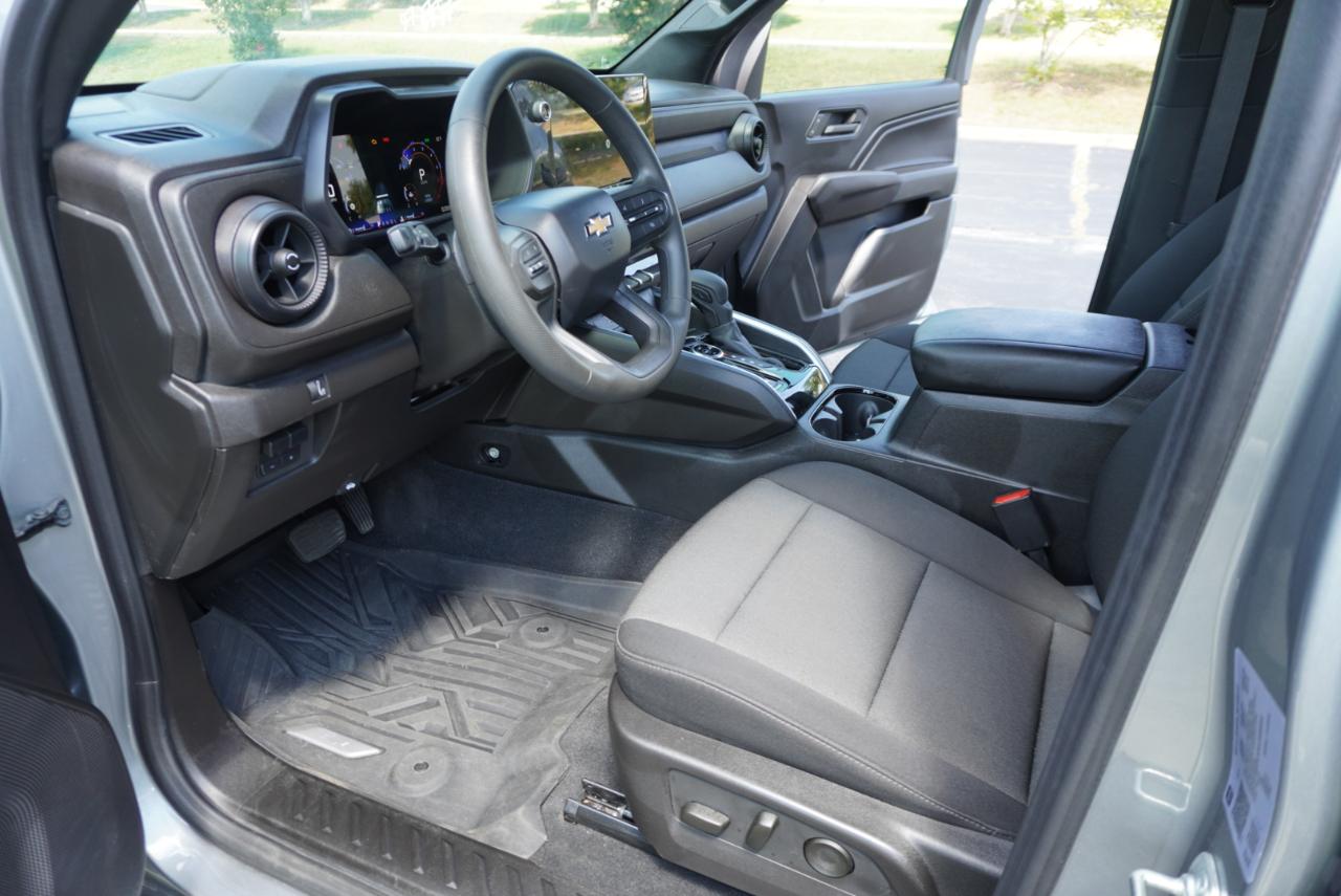 Chevrolet Colorado 4WD Crew Cab Trail Boss 2024
