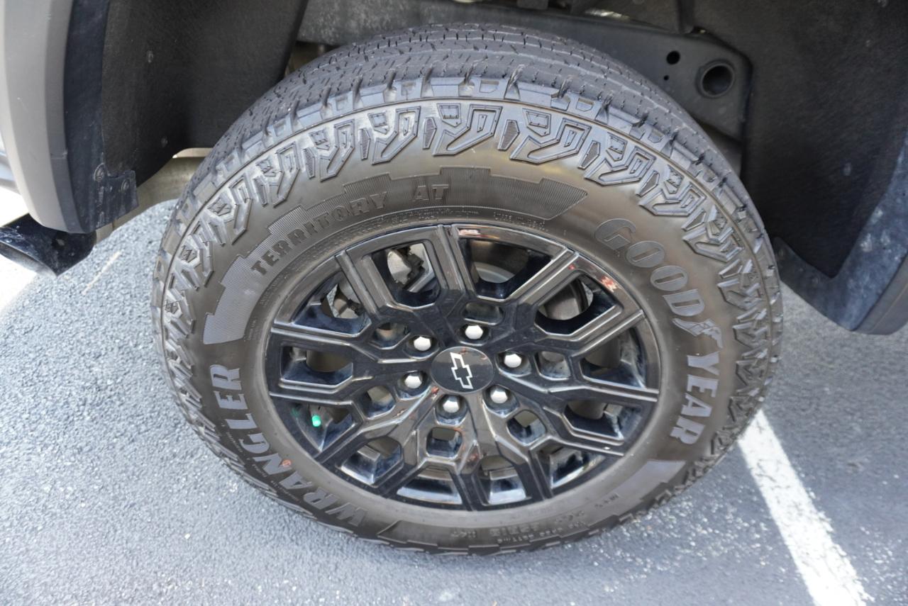 Chevrolet Colorado 4WD Crew Cab Trail Boss 2024
