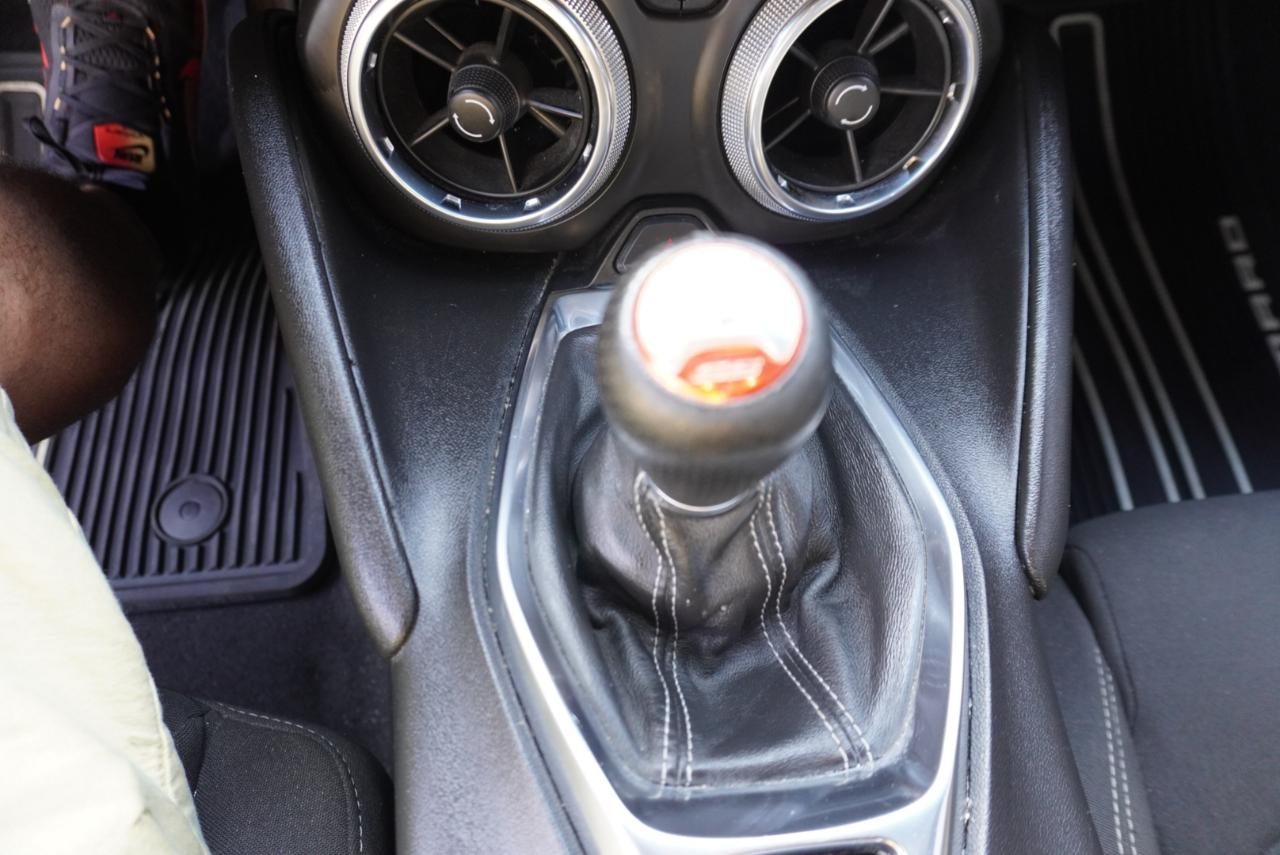 Chevrolet Camaro 2dr Cpe 1SS 2020