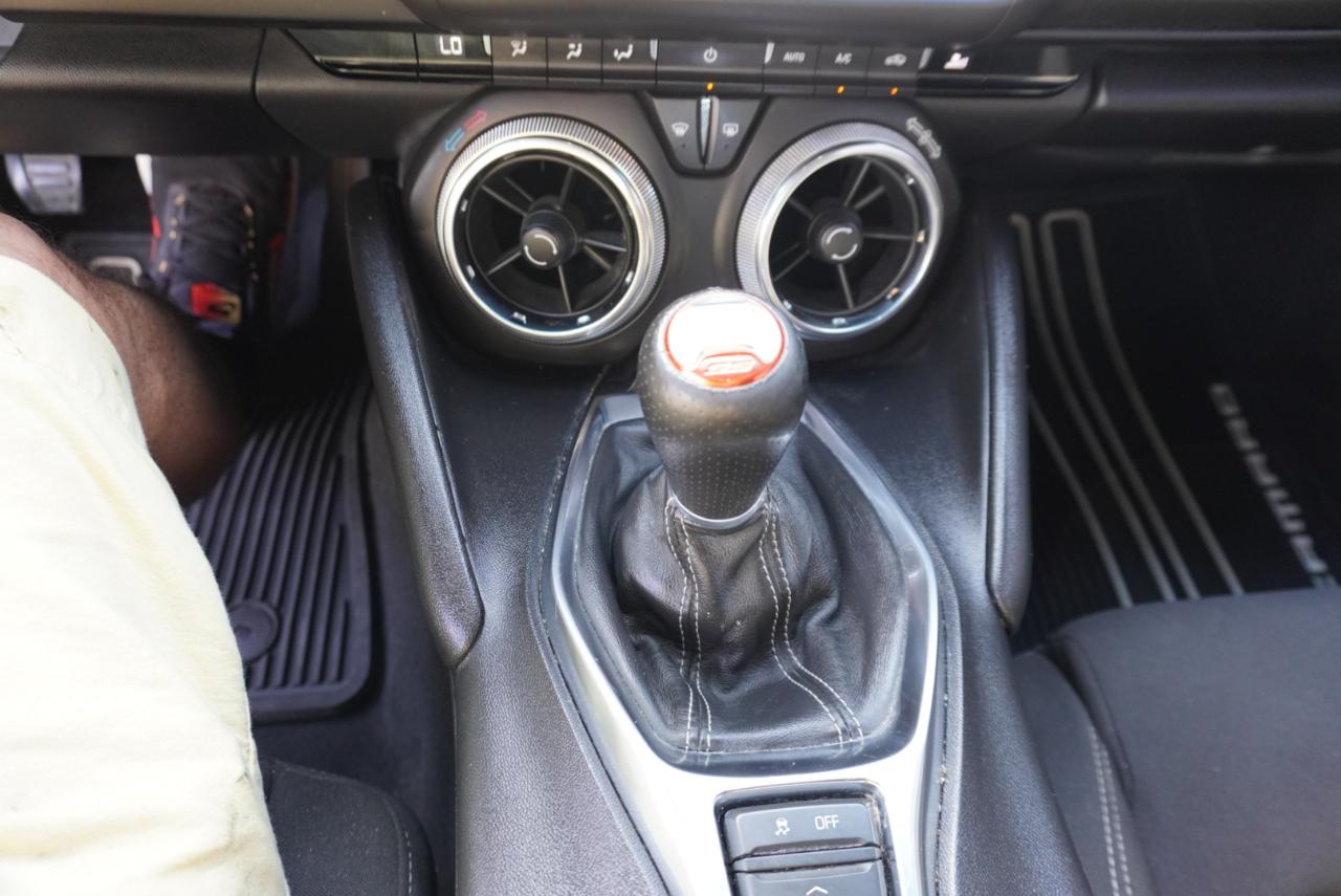 Chevrolet Camaro 2dr Cpe 1SS 2020