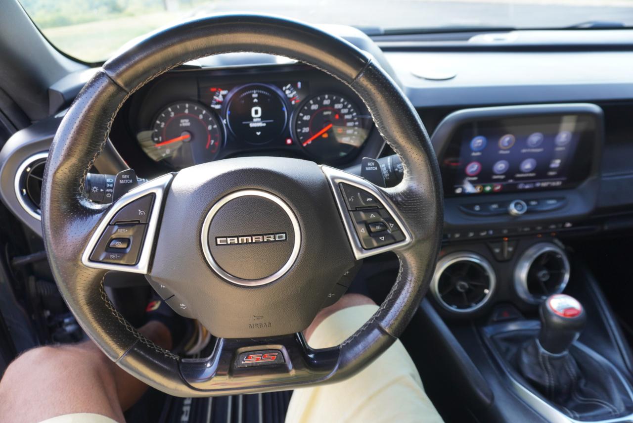 Chevrolet Camaro 2dr Cpe 1SS 2020