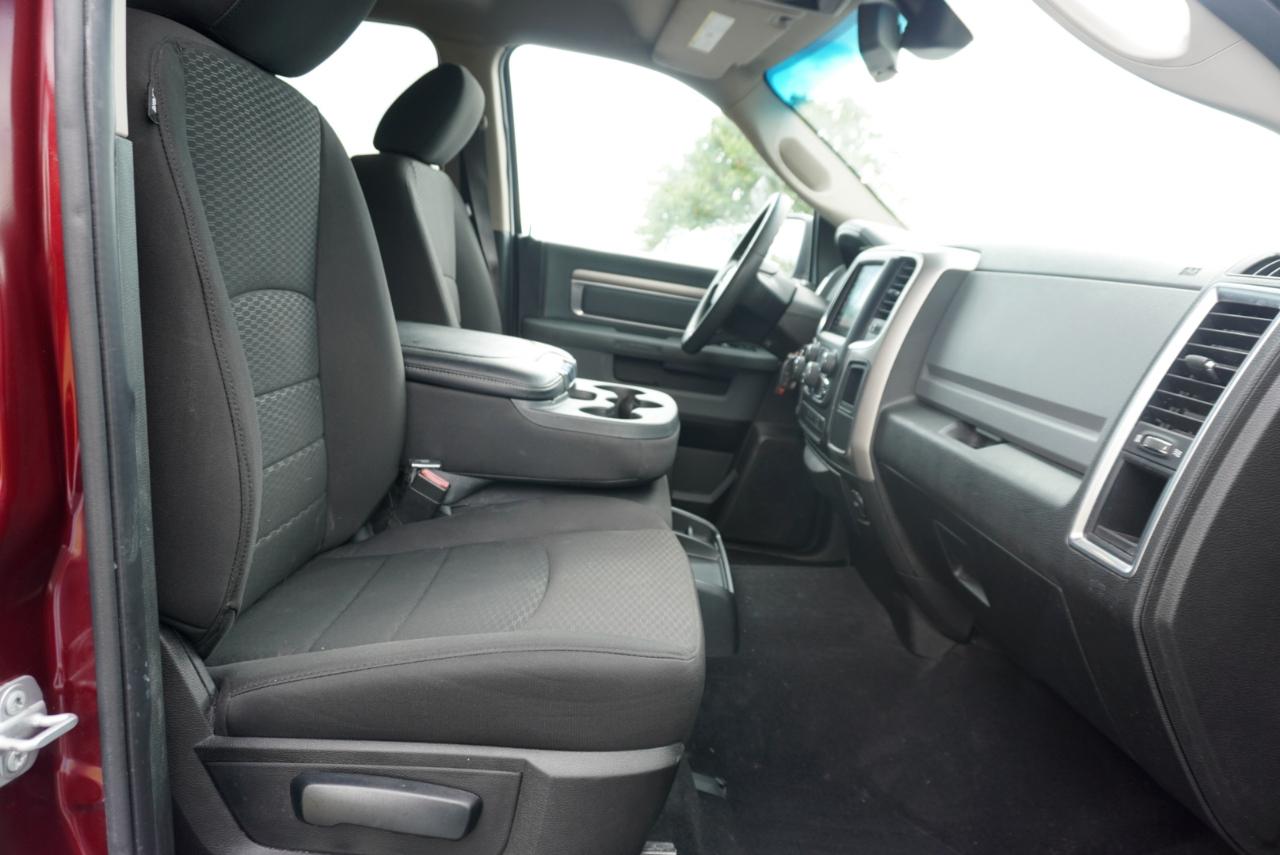 RAM 1500 Classic Warlock 4x4 Crew Cab 5'7" Box 2019