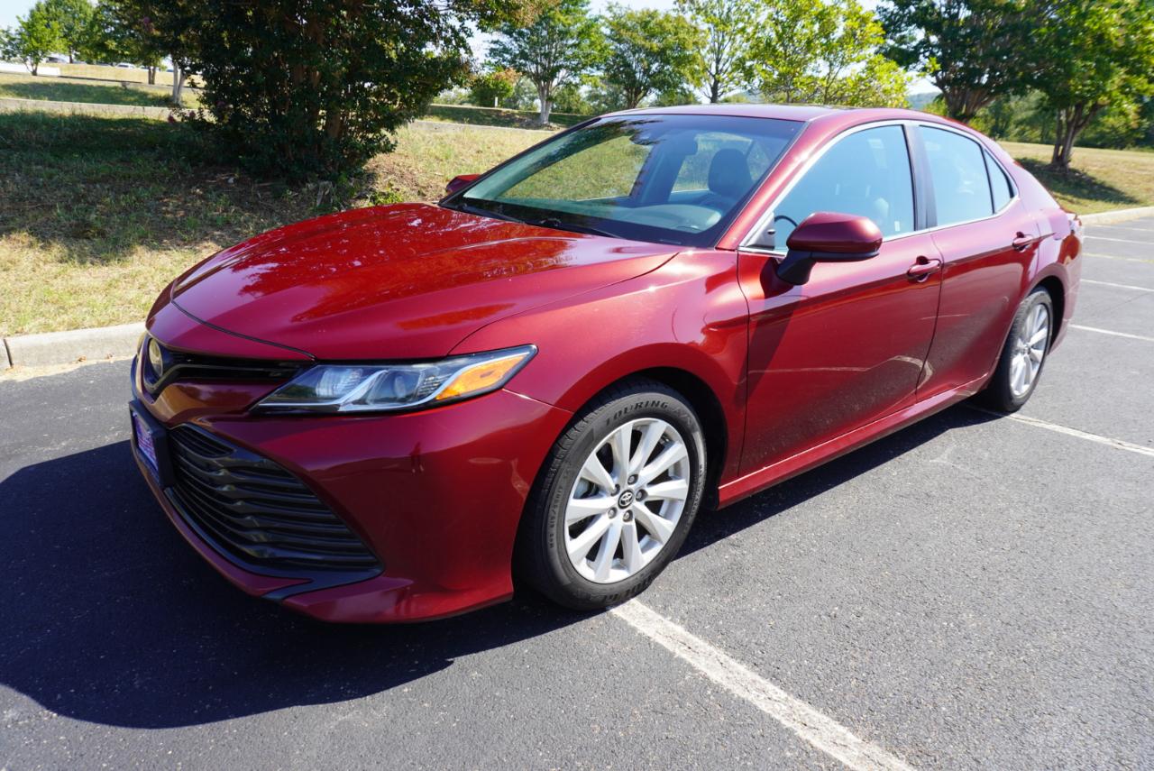 Toyota Camry XLE Auto (Natl) 2018
