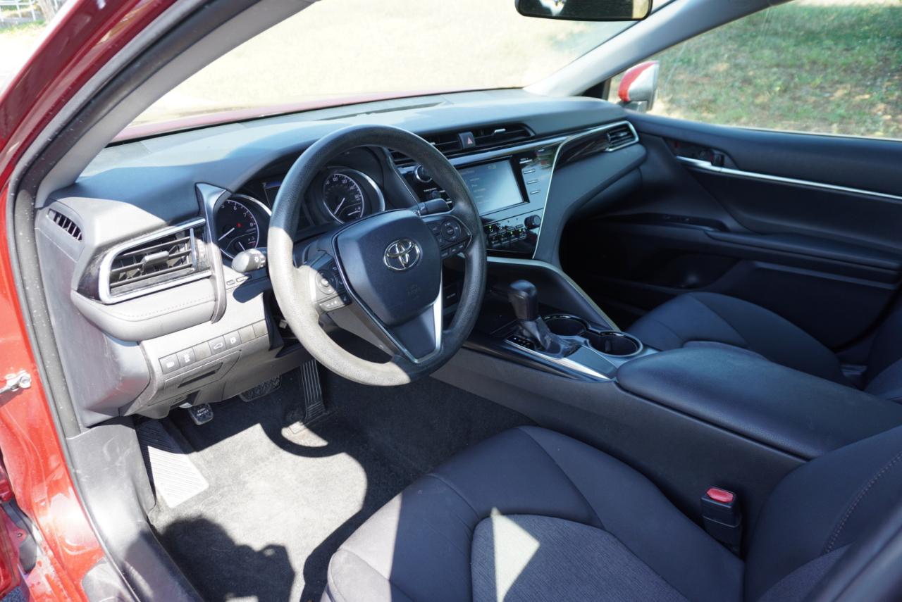 Toyota Camry XLE Auto (Natl) 2018