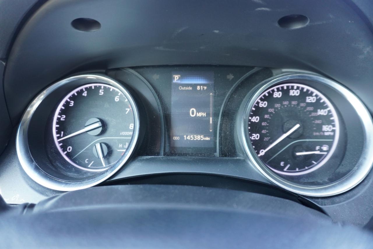 Toyota Camry XLE Auto (Natl) 2018