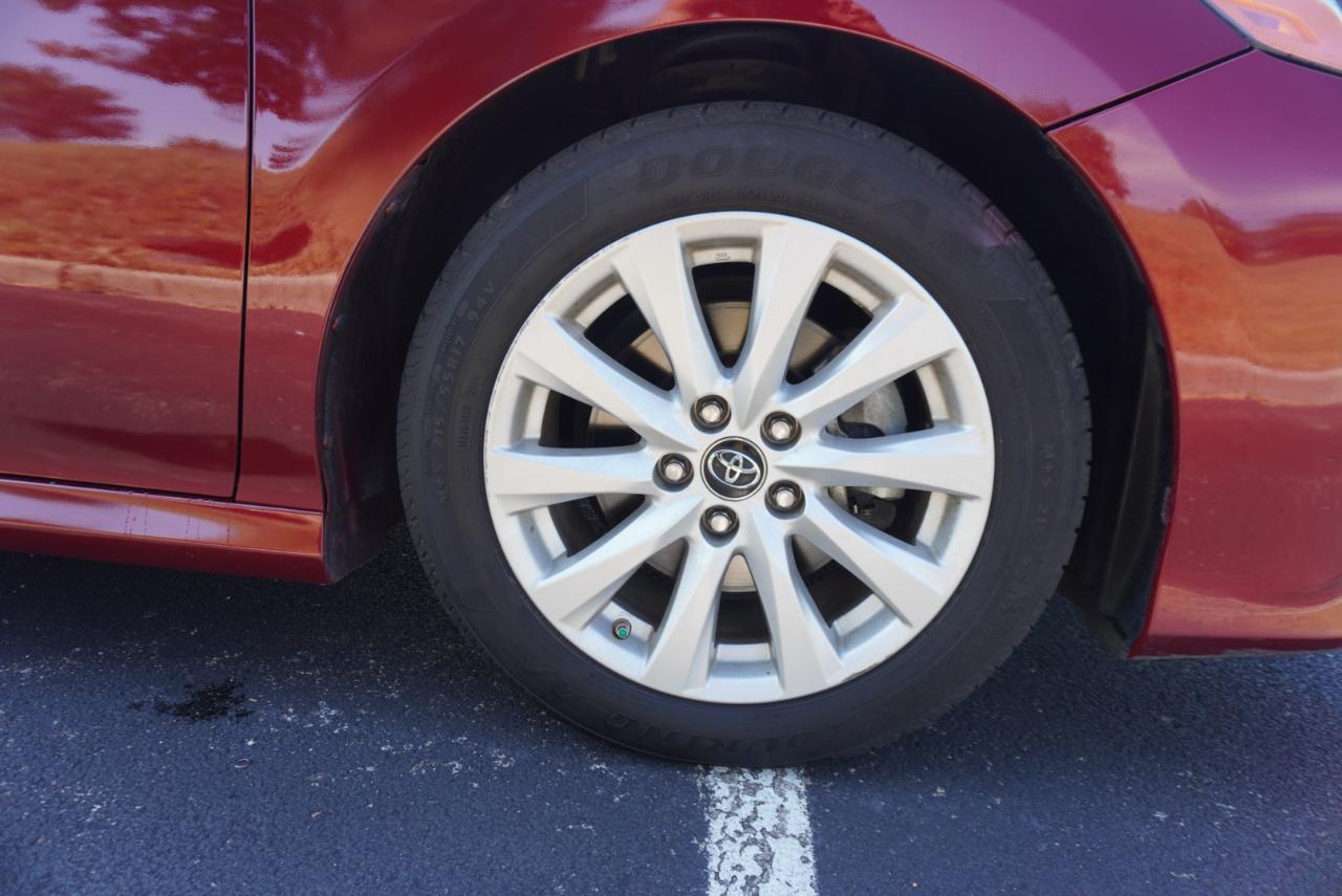 Toyota Camry XLE Auto (Natl) 2018