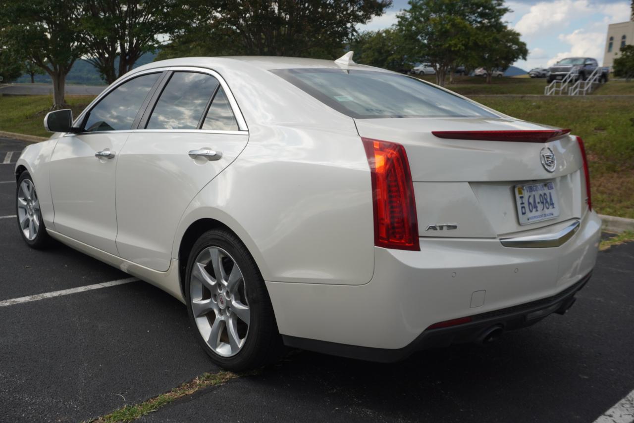 Cadillac ATS 4dr Sdn 2.0L Luxury RWD 2013
