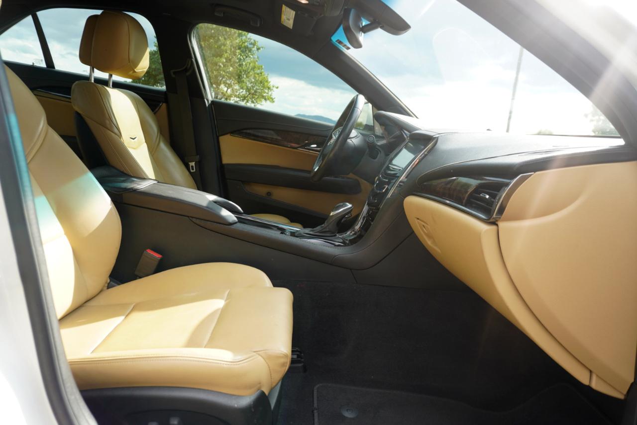 Cadillac ATS 4dr Sdn 2.0L Luxury RWD 2013