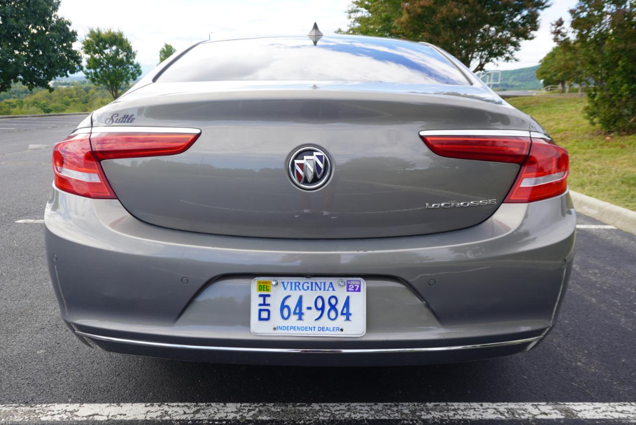 Buick LaCrosse 4dr Sdn Essence FWD 2019