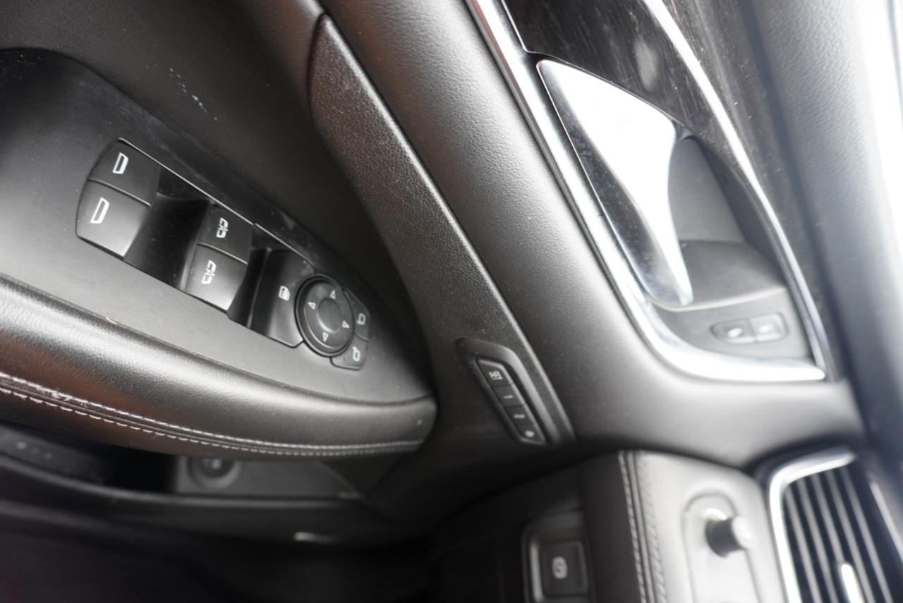 Buick LaCrosse 4dr Sdn Essence FWD 2019