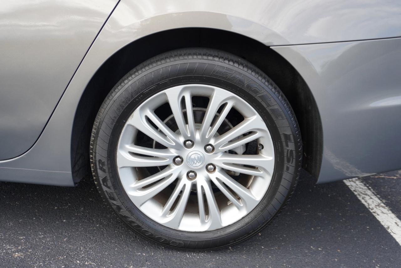 Buick LaCrosse 4dr Sdn Essence FWD 2019