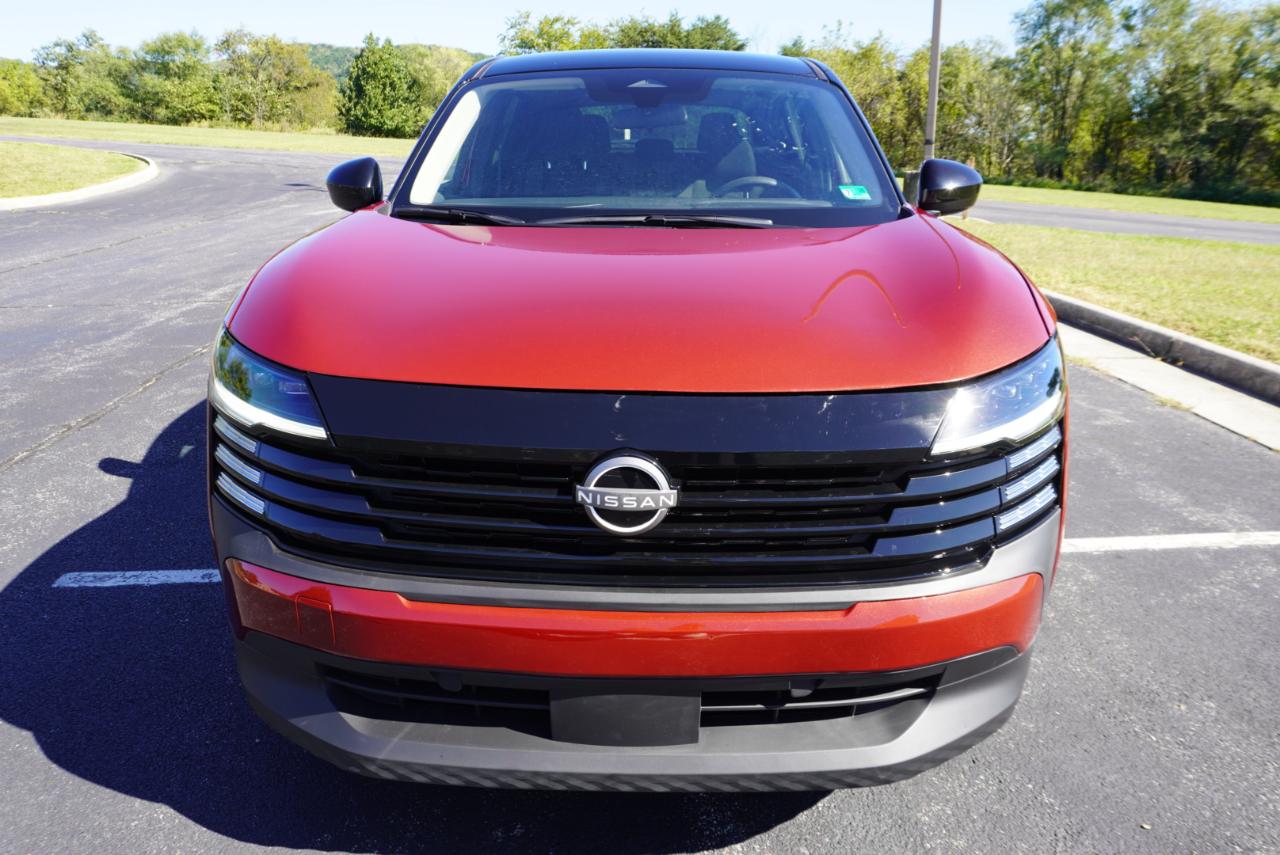 Nissan Kicks SV FWD 2025