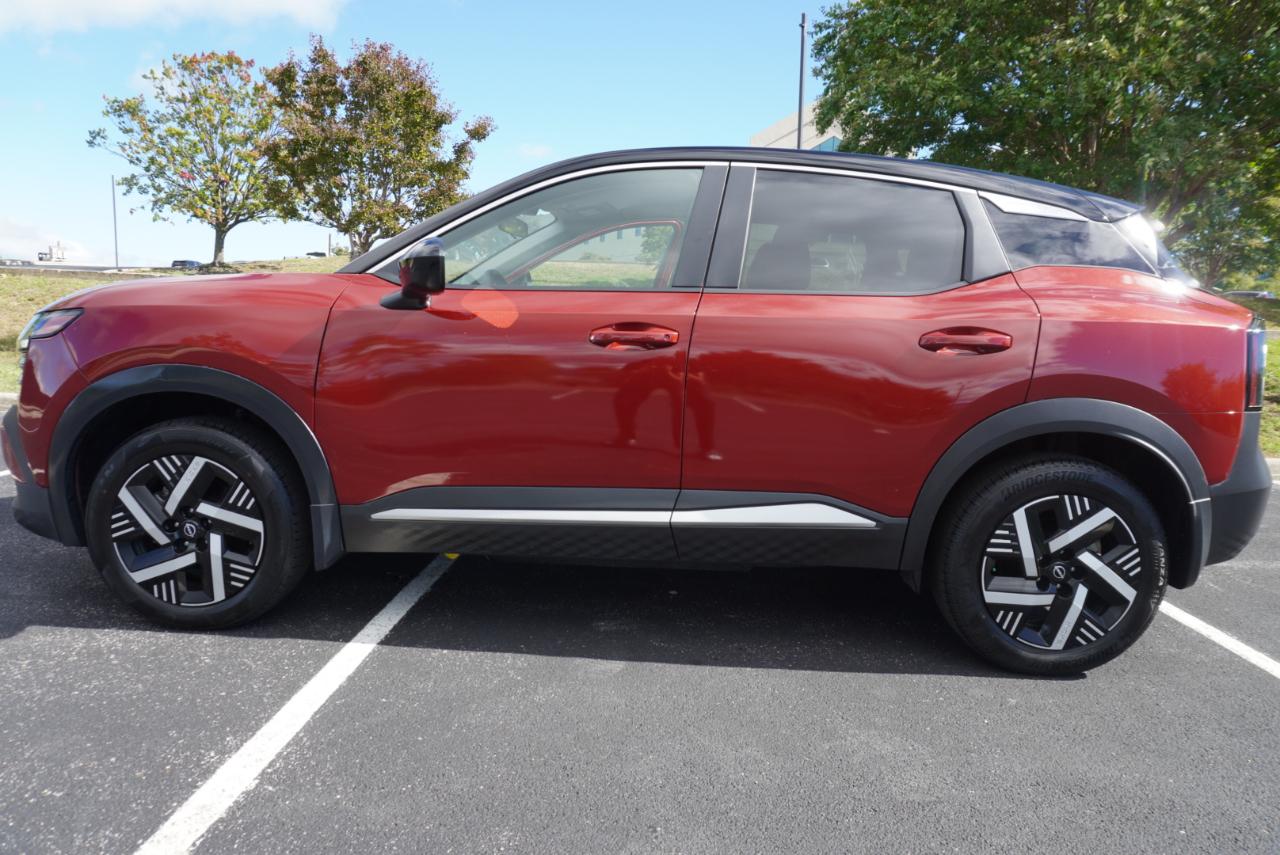 Nissan Kicks SV FWD 2025