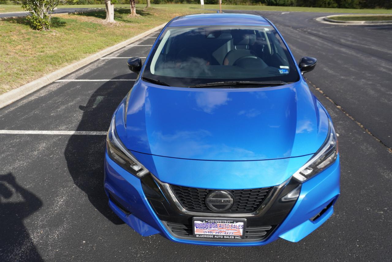 Nissan Versa SR CVT 2022