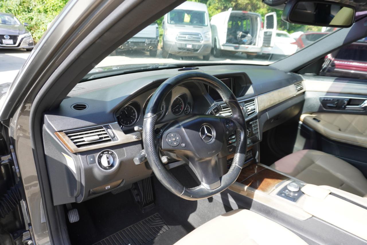 Mercedes-Benz E-Class 4dr Sdn E 350 Sport 4MATIC 2010
