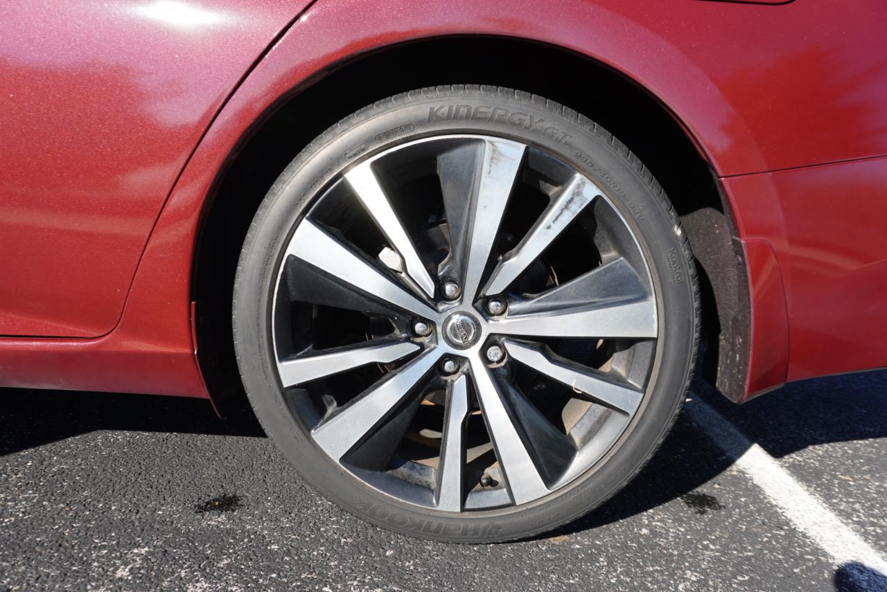Nissan Altima 2.5 SR Sedan 2020