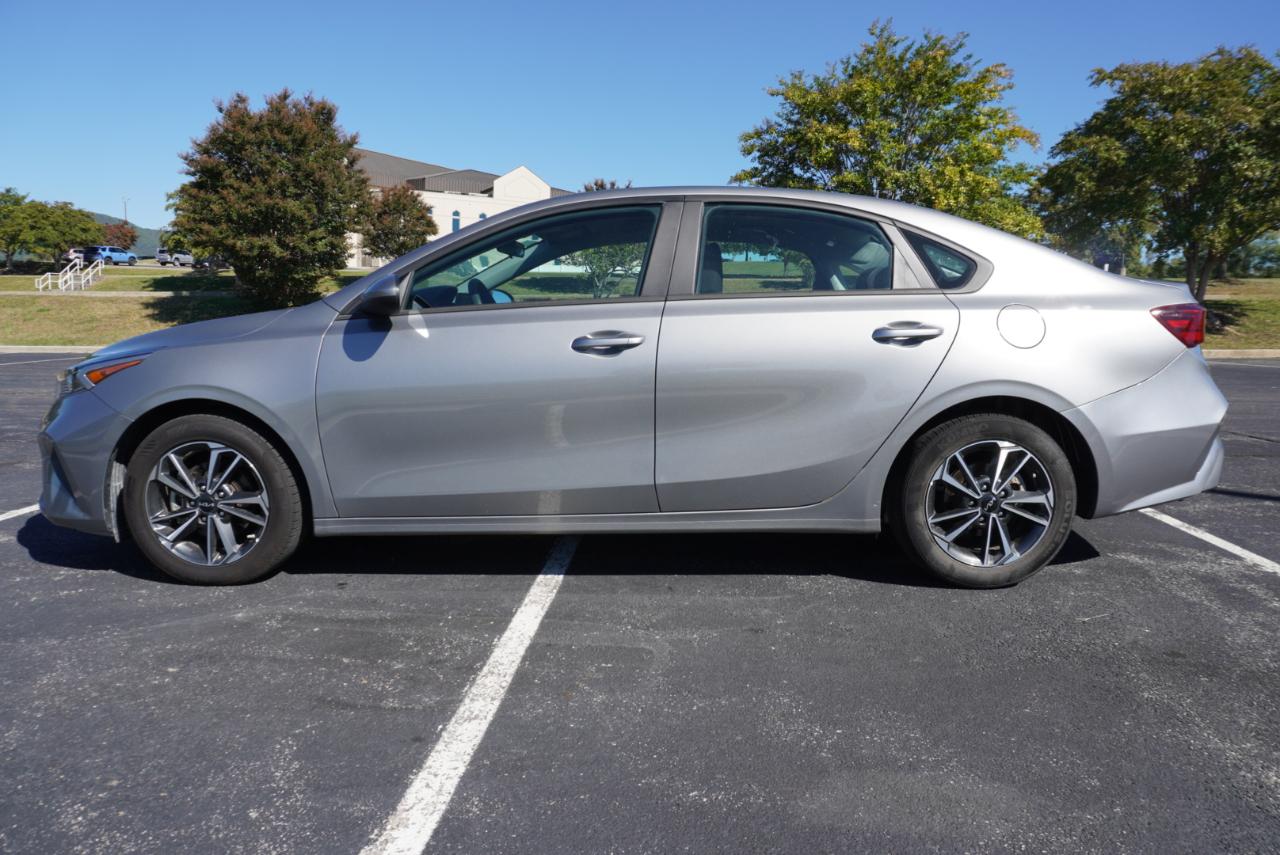 Kia Forte LXS IVT 2023