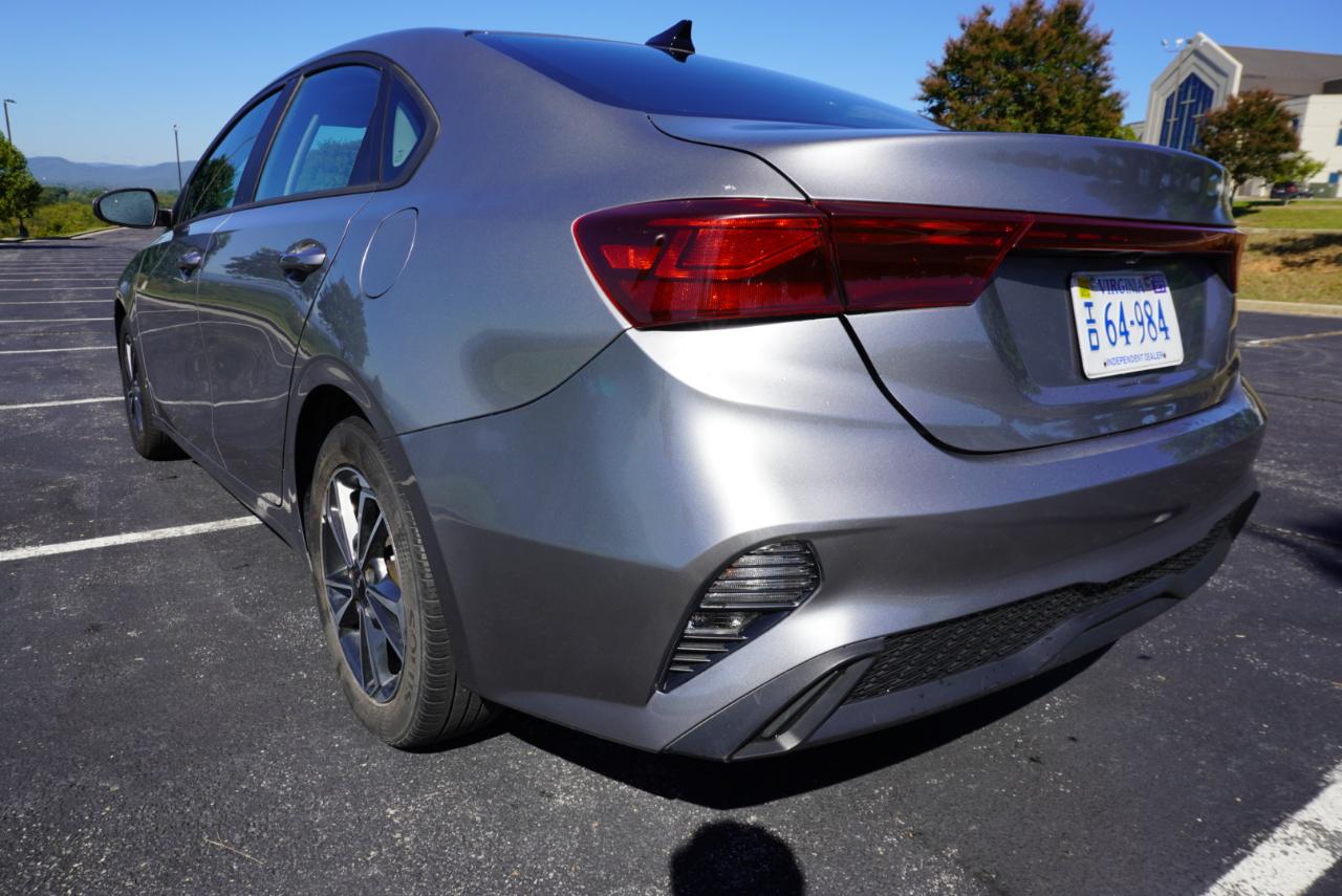 Kia Forte LXS IVT 2023