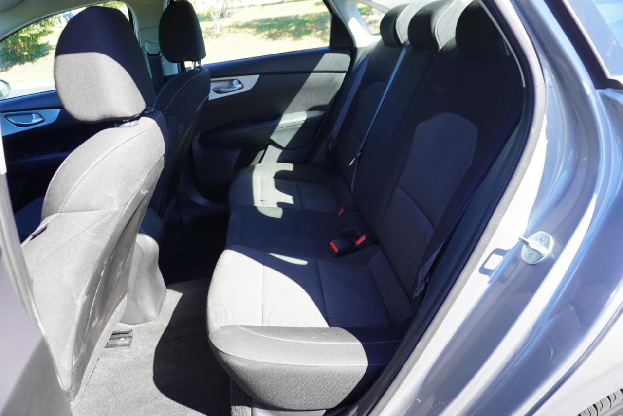 Kia Forte LXS IVT 2023