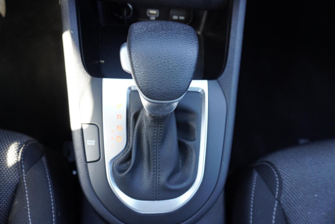 Kia Forte LXS IVT 2023