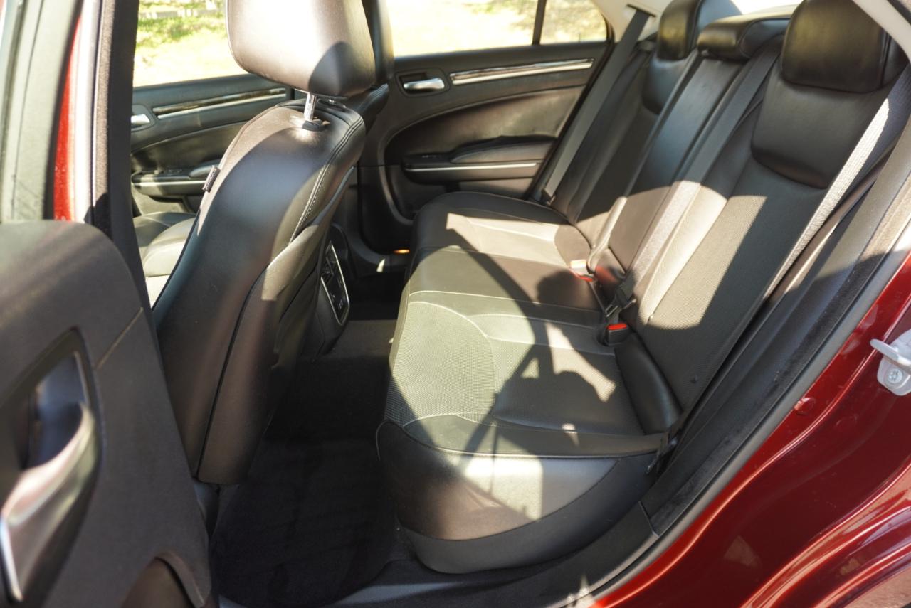 Chrysler 300 Limited RWD 2018