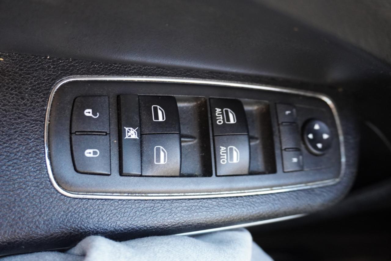 Chrysler 300 Limited RWD 2018