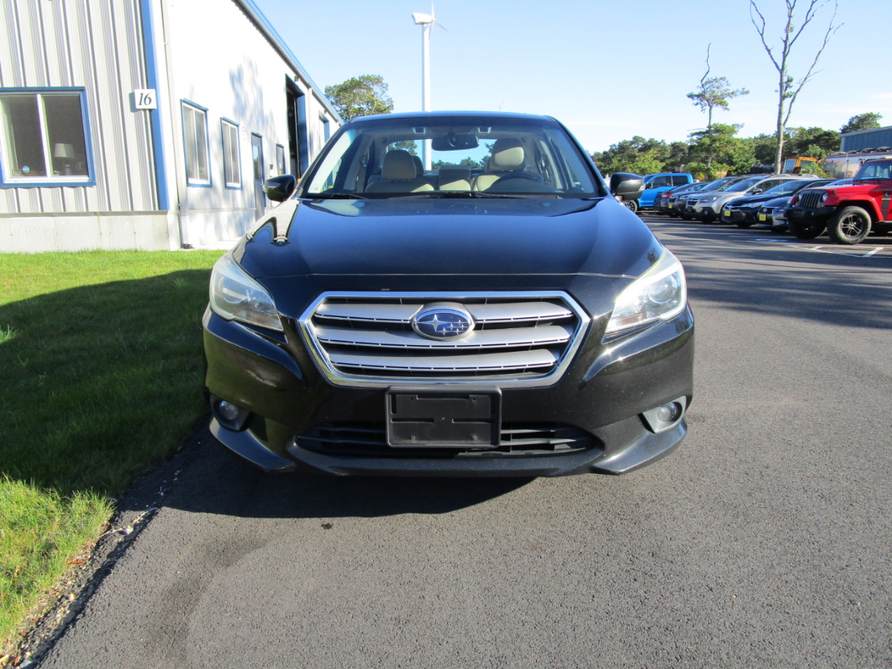 2015 Subaru Legacy 2.5i Limited photo 3