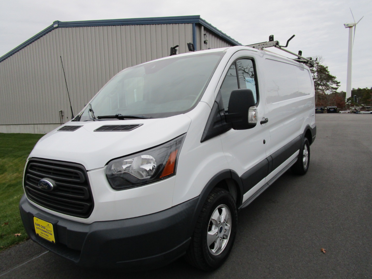 2018 Ford Transit 250 Van Low Roof w/Sliding Pass. 130-in. WB