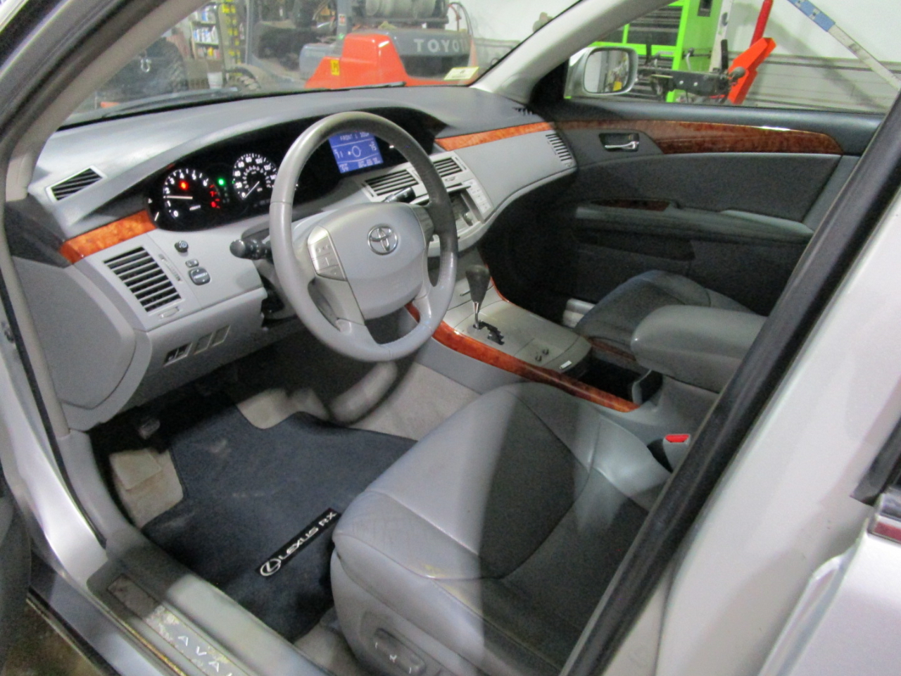 Toyota Avalon Limited 2007