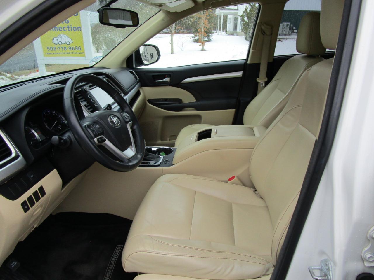 Toyota Highlander XLE AWD V6 2015