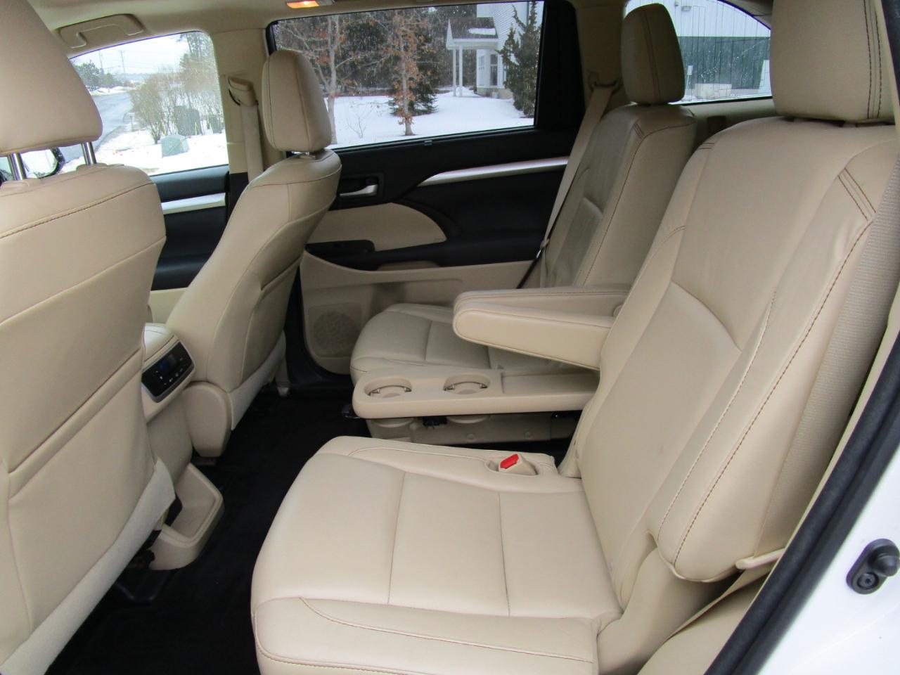 Toyota Highlander XLE AWD V6 2015