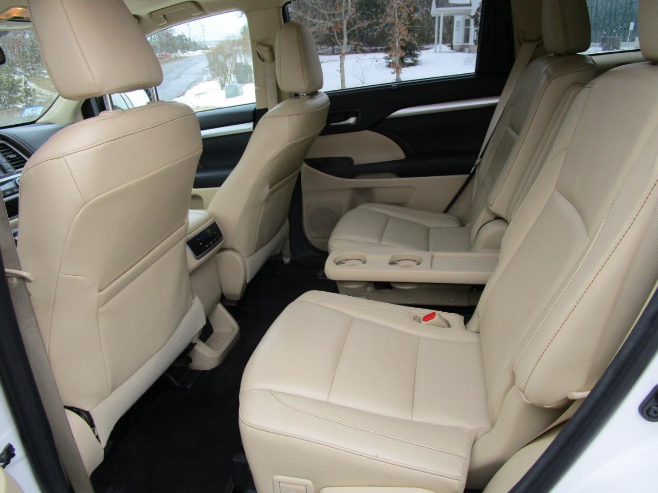 Toyota Highlander XLE AWD V6 2015