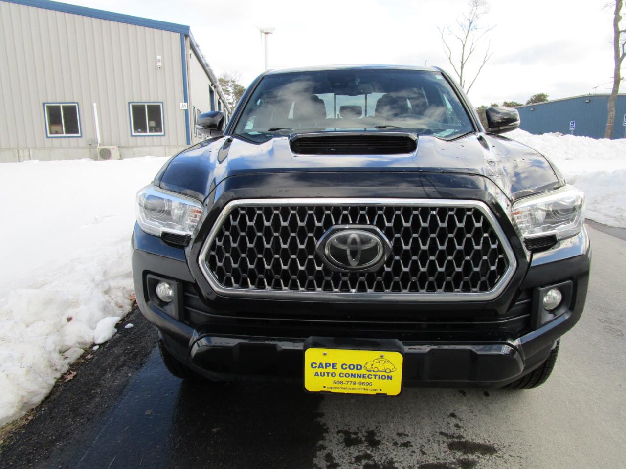 Toyota Tacoma TRD Off Road Double Cab 5' Bed V6 4x4 AT (Natl) 2018