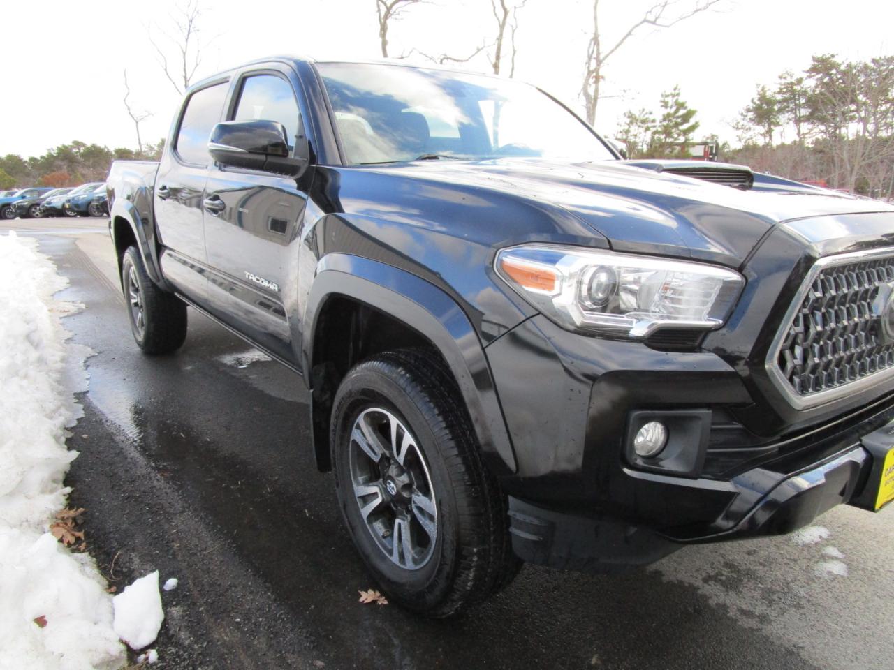 Toyota Tacoma TRD Off Road Double Cab 5' Bed V6 4x4 AT (Natl) 2018