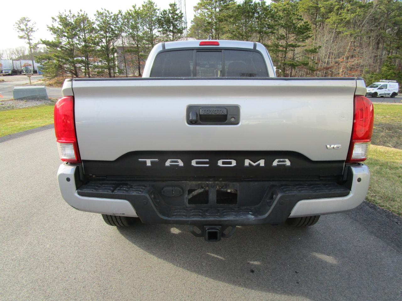 Toyota Tacoma TRD Sport Access Cab 6' Bed V6 4x4 AT (Natl) 2017