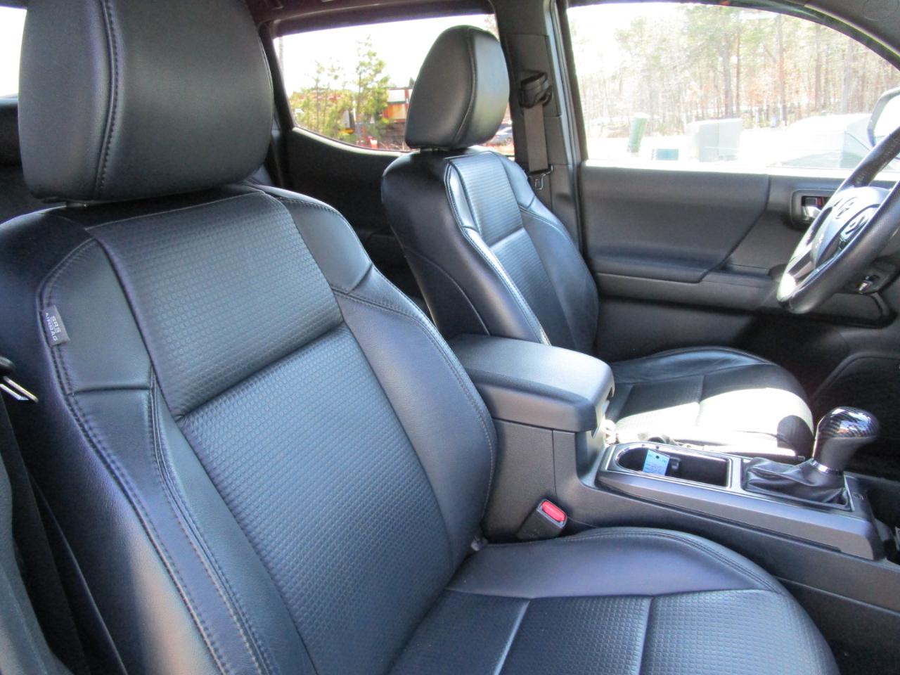 Toyota Tacoma SR5 Double Cab Long Bed V6 6AT 4WD 2019