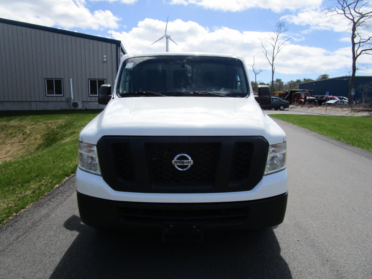 Nissan NV Cargo 2500 HD SV V6 2017