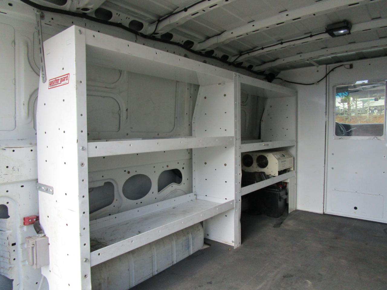 Nissan NV Cargo 2500 HD SV V6 2017