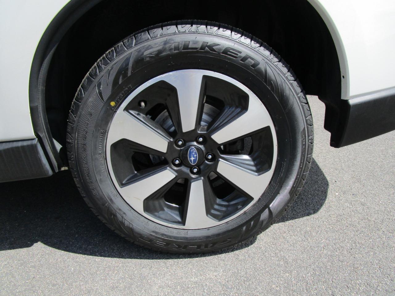 Subaru Forester 2.5i Premium PZEV CVT 2018