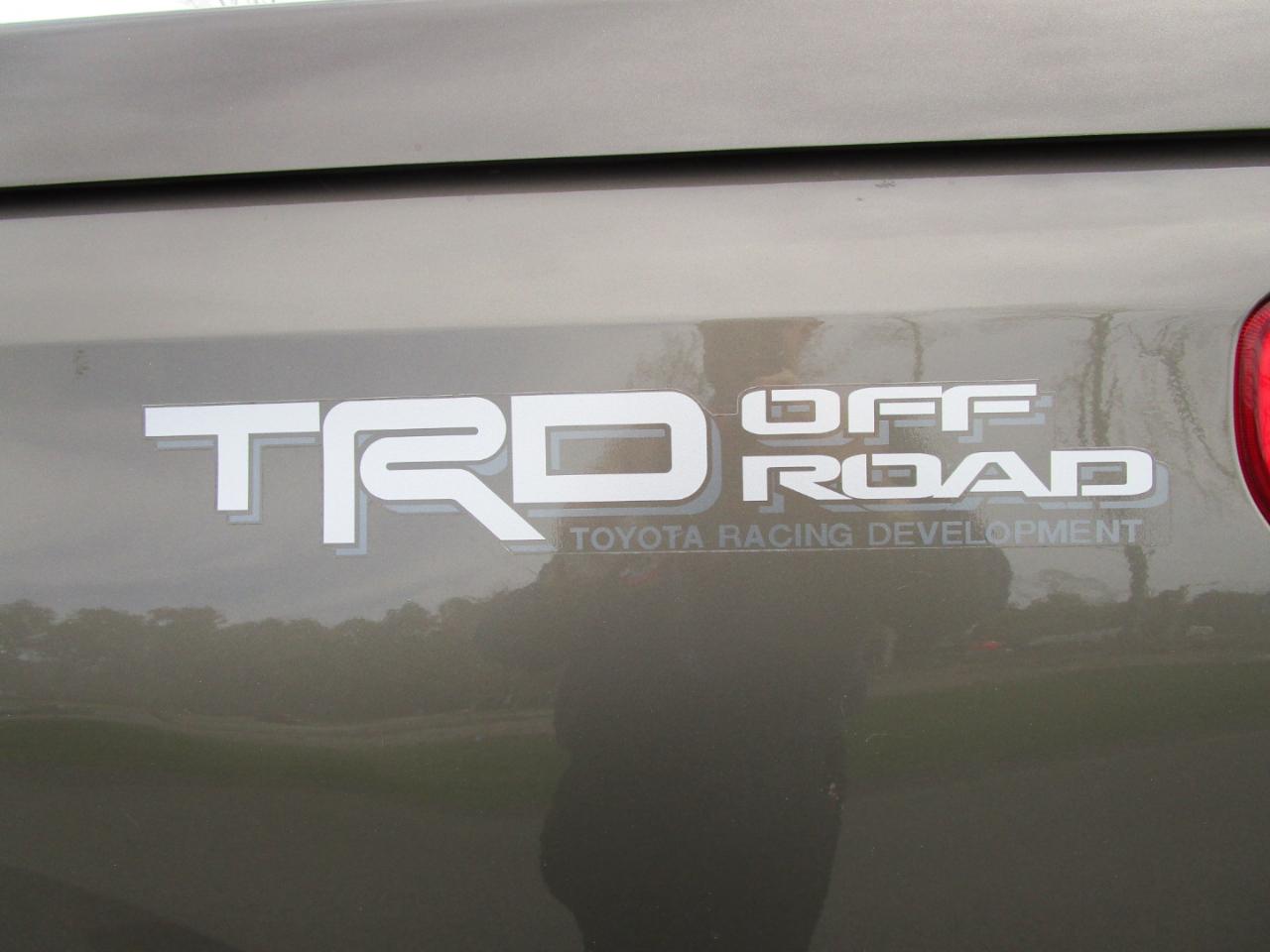 Toyota Tundra Tundra-Grade Double Cab 4.6L 4WD 2013