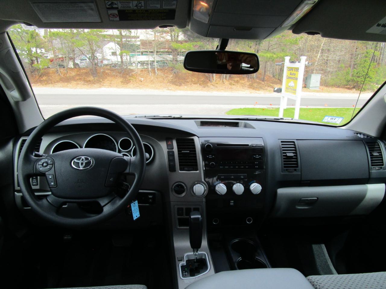 Toyota Tundra Tundra-Grade Double Cab 4.6L 4WD 2013