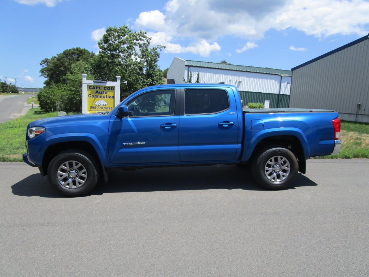 Toyota Tacoma SR5 Double Cab Long Bed V6 6AT 4WD 2017
