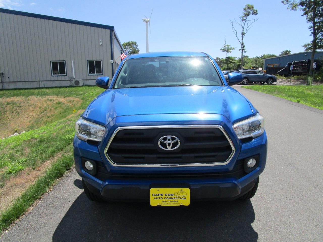 Toyota Tacoma SR5 Double Cab Long Bed V6 6AT 4WD 2017